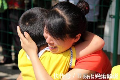 商场|3岁女童与爸爸走散,商场工作人员广播爸爸名字,笑声弥漫整栋楼