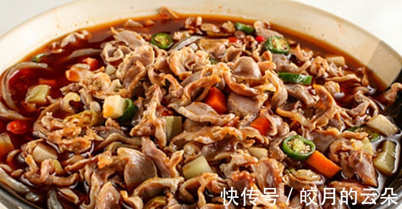 胡萝卜丝|精选美食卤水鸡胗，香酥鸡中翅，香煎土豆饼的地道做法！