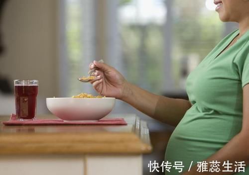 反应|宝宝在肚子里也会饿?宝妈有这几个反应,是胎儿在催“开饭了”