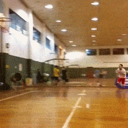 |搞笑GIF:三个老板看一个员工干活,这名员工辞职的心都有了