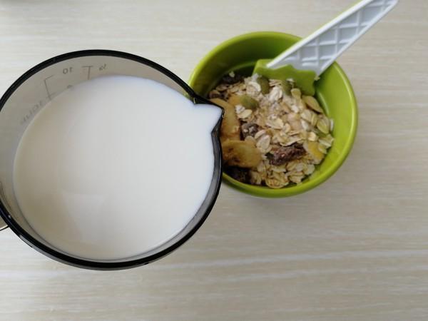 失眠|它被称为“水果安眠药”,坚持每天喝,告别失眠,一觉睡到自然醒