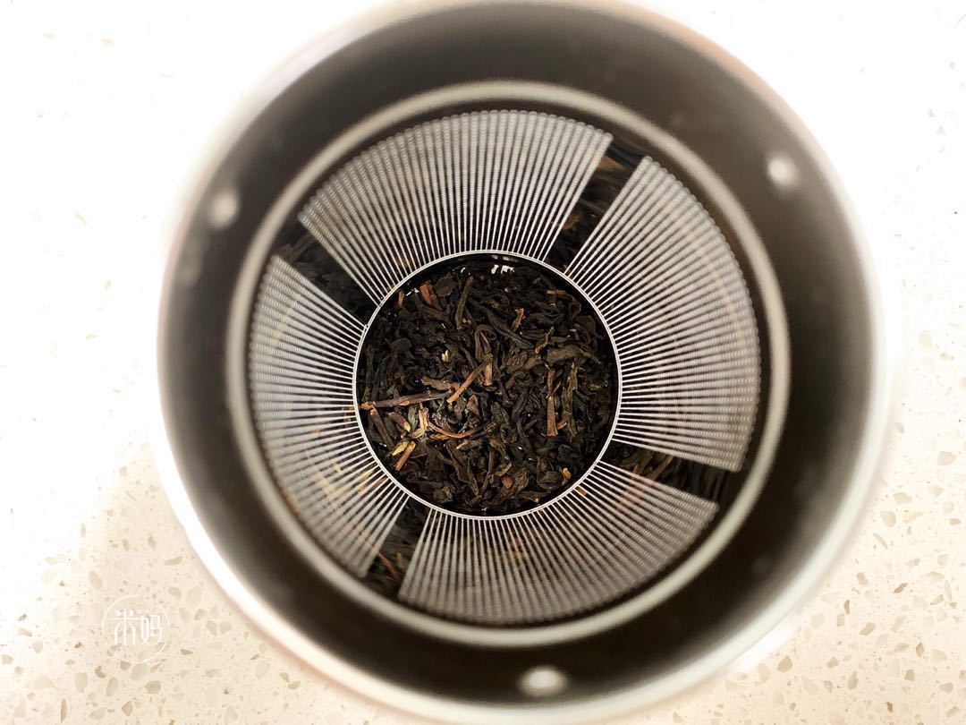 夏天最爱的饮品，店里买一杯要20块，自己做，成本8块钱全家喝饱