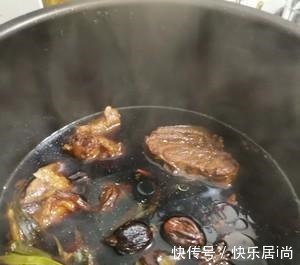 卤牛肉怎么做简单“3技巧”,牛肉鲜香入味,隔壁小孩都馋哭了!