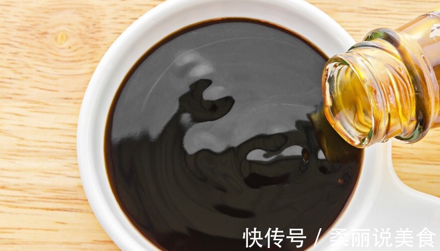 宴席常出现的四喜丸子,原来做法这么简单,自己做好吃馅料又足