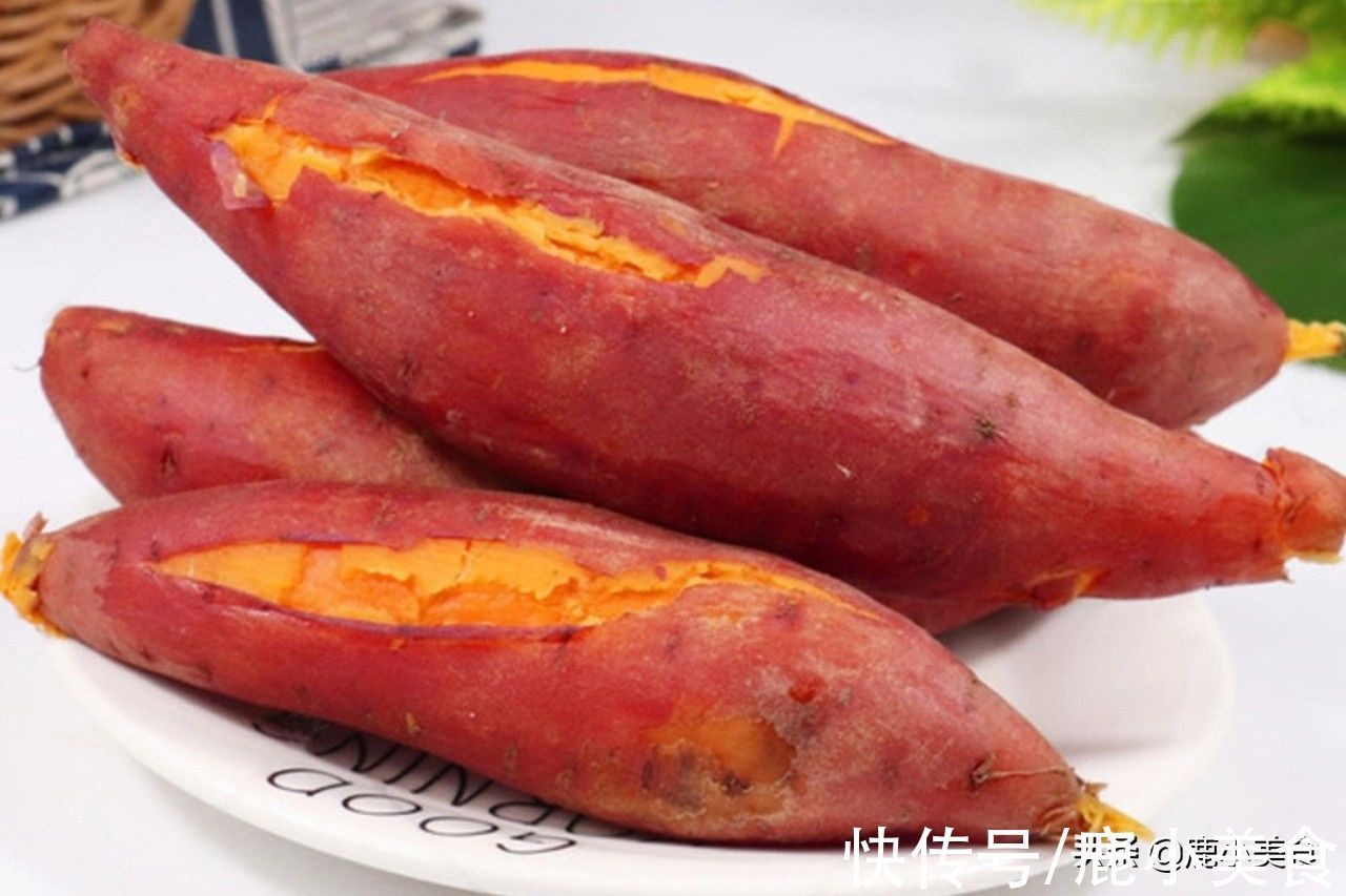 食用|吃完南瓜后,二小时内别吃“3物”!伤肠胃损健康,赶紧告诉家人