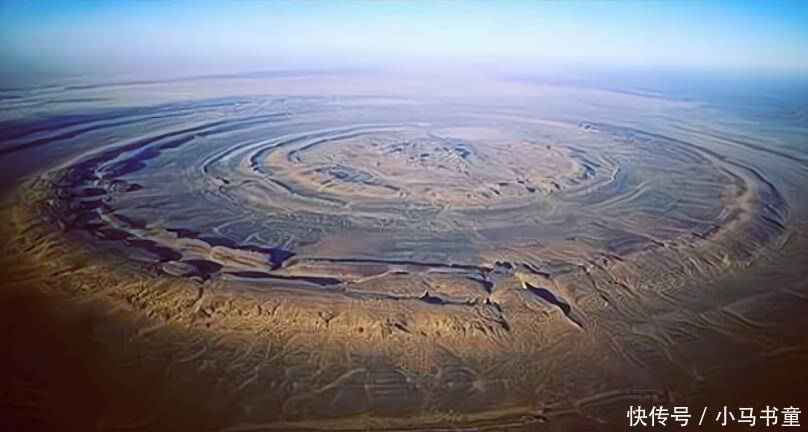 石英岩 飞船发现地球“巨眼”,视线直指太空,难道宇宙一直在被地球监督