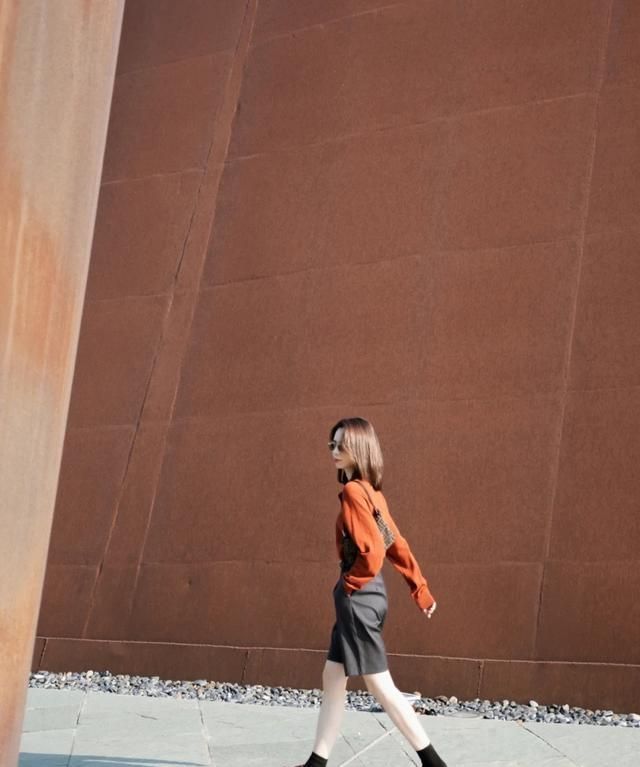 小裁 时尚博主的秋季穿搭分享,知性简约的时髦搭配,百搭实用不挑人