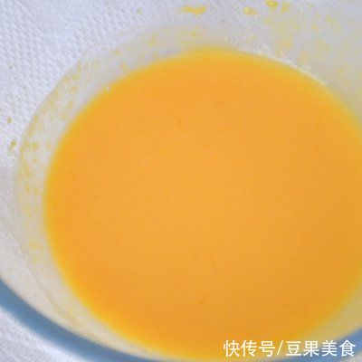 别样|#蛋趣体验#南瓜戚风蛋糕的别样做法，吃过的人都喜欢