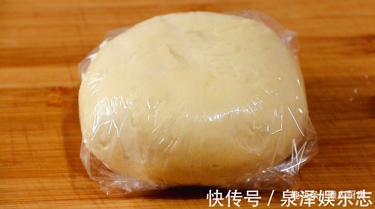 过年吃的茶食不用买，自己在家做，半斤面粉能做好多，又香又脆