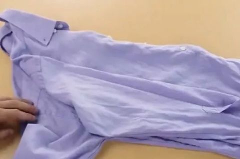 洗完的衣服皱巴巴只需一个小动作，衣服平整没褶皱，太实用了！