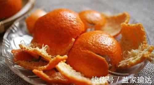 排毒|人到中年推荐常吃3种食物，补充营养，滋养肌肤，排毒抗衰老