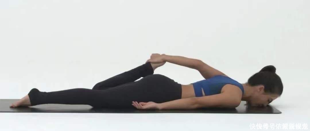体式|怎样做一个精致又有品位的女人练一练瑜伽鸽王式，6步带你进入