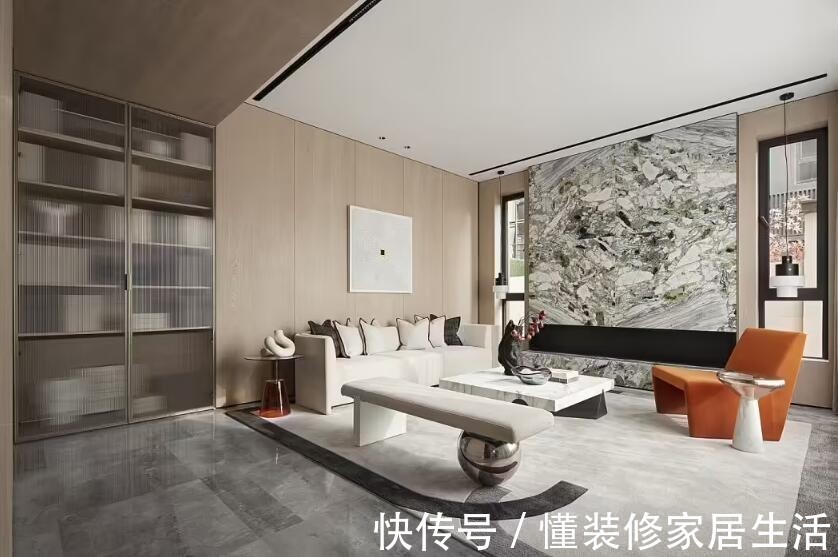 用地台|2021年客厅装修6大流行趋势，照着这些去装，绝不会丢了你的面子