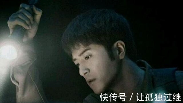 尸蟞丸!《盗墓笔记》众人吃尸蟞丸,为何陈文锦霍玲会变禁婆,小哥没事?