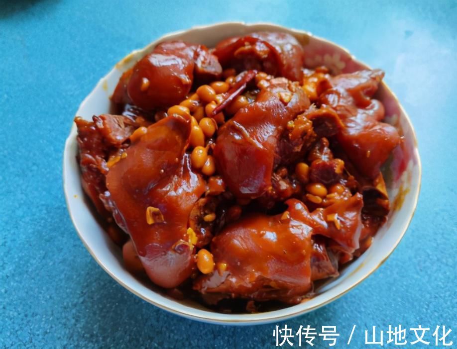 腥味|炖猪蹄时，掌握“1做2不做”窍门，猪蹄软烂香嫩，好吃无腥味