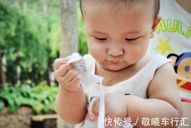 宝宝|儿科医生:孩子平时4行为,暗示大脑发育快,占一个也好,恭喜!