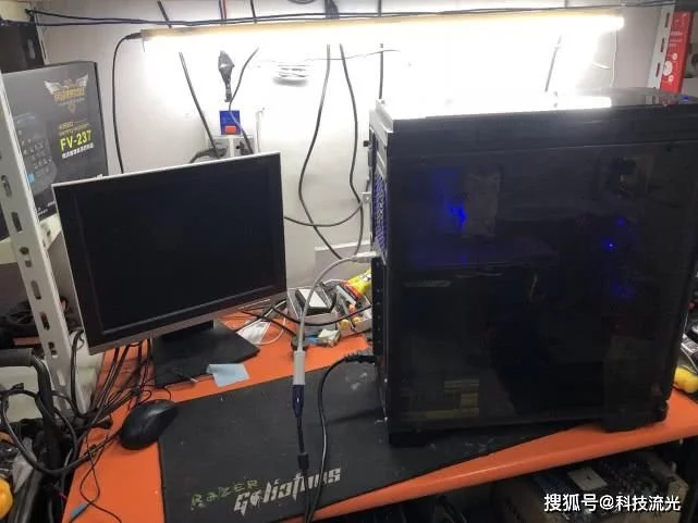 机箱运转显示器不亮