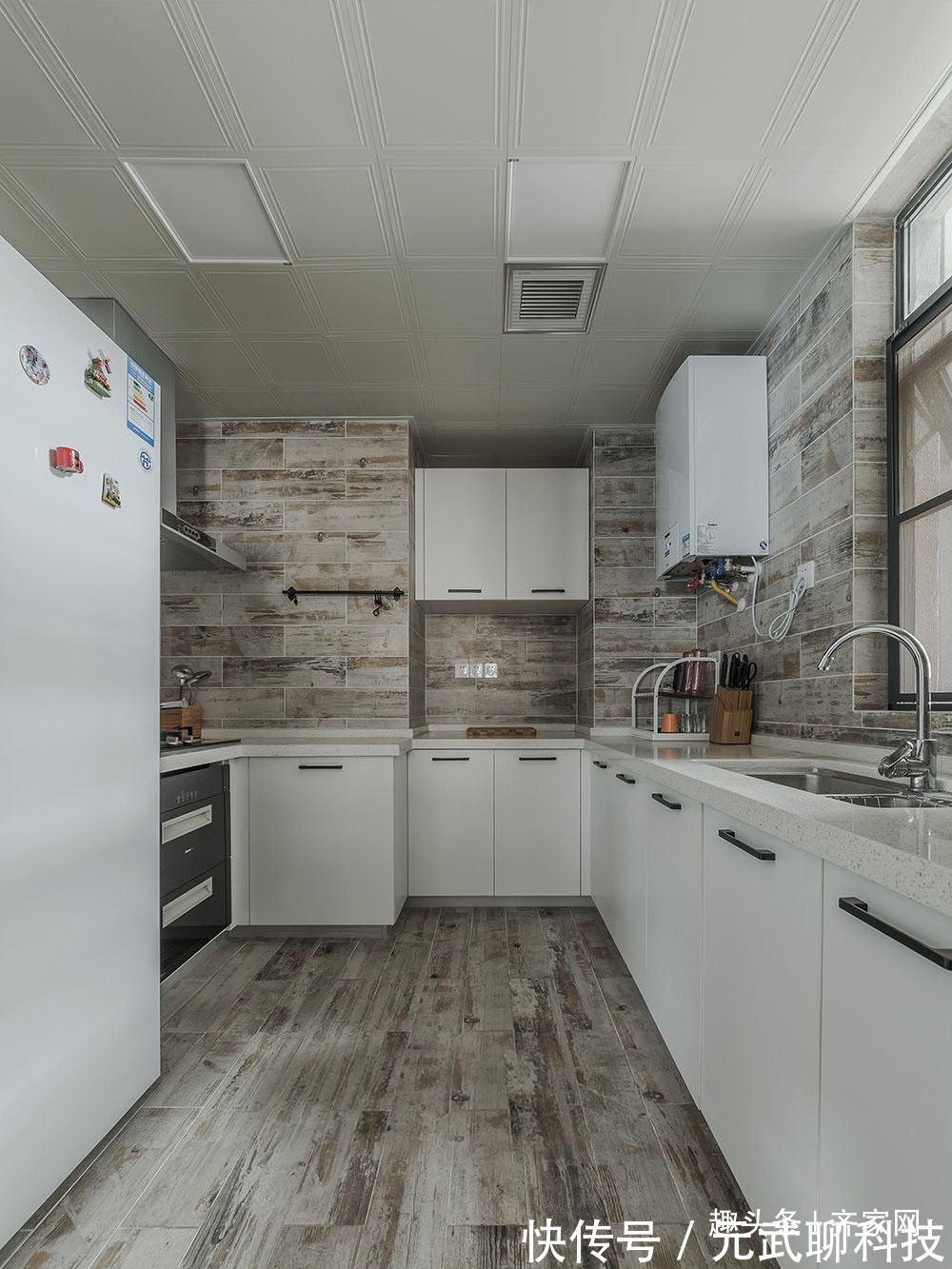 现代北欧风三居,明朗的空间布局与时尚自然的巧妙结合!
