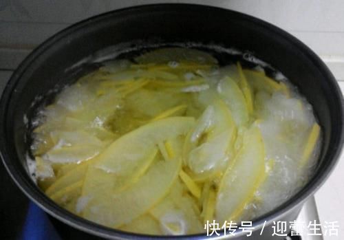 冰糖|咳嗽“最怕”的解药,常用此物煮水喝,止咳祛痰,冬天不咳嗽