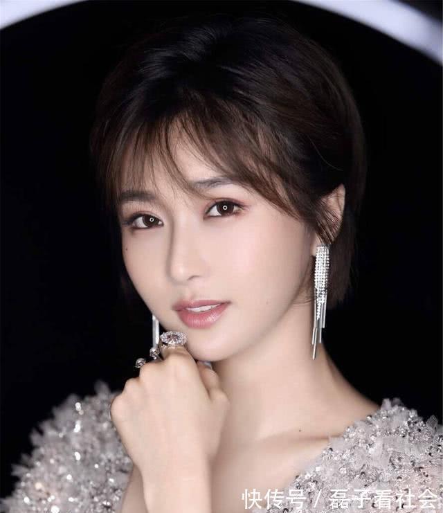 陳冰|她瞞著老公參加《好聲音》，火了卻馬上離婚，如今無(wú)人愿意支持