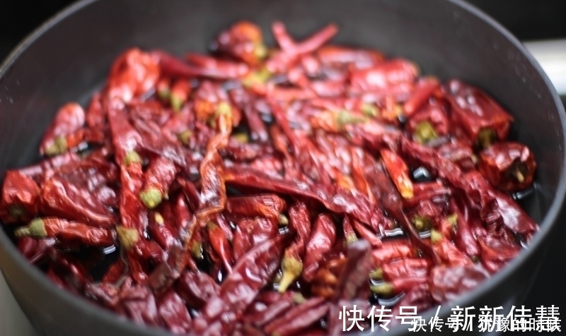 香砂仁|30年大厨五星辣椒油：辣椒有讲究，油更有讲究，又红又香又不糊！