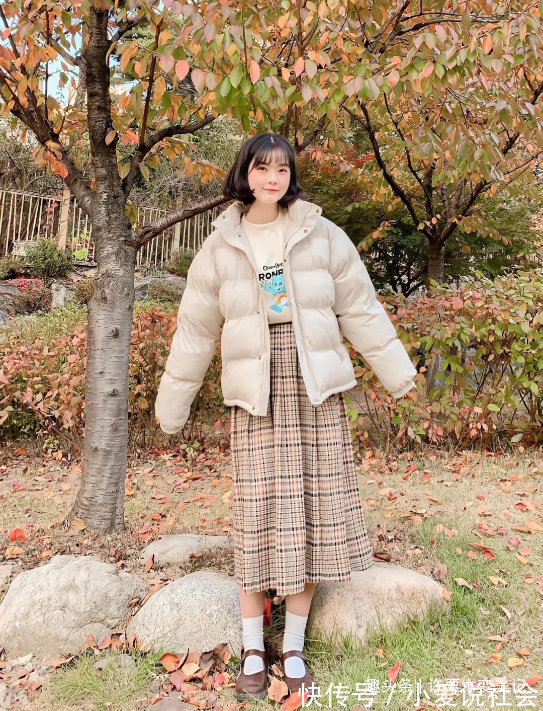 显壮 女性不管什么身材,穿羽绒服记住“4不要”,显胖显矮,很没气质