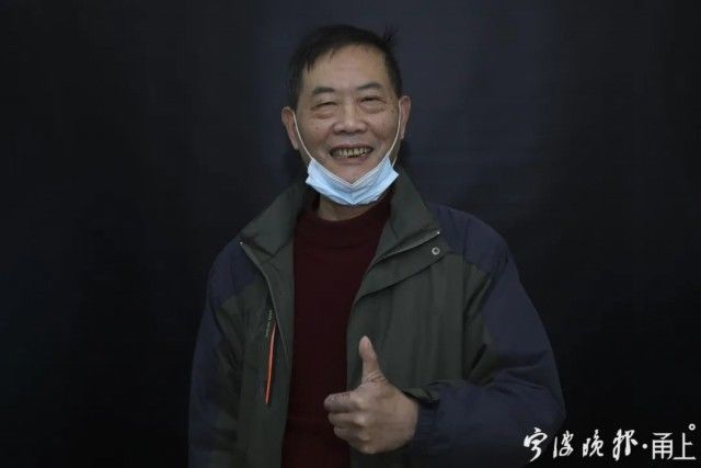 杨科跃|这组微笑照火了！背后有个“帅气”的医生