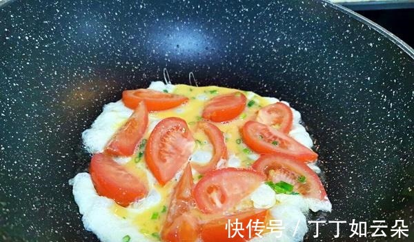 翻新|西红柿炒土豆是经典老菜,翻新做法,就是要赶上新潮流!