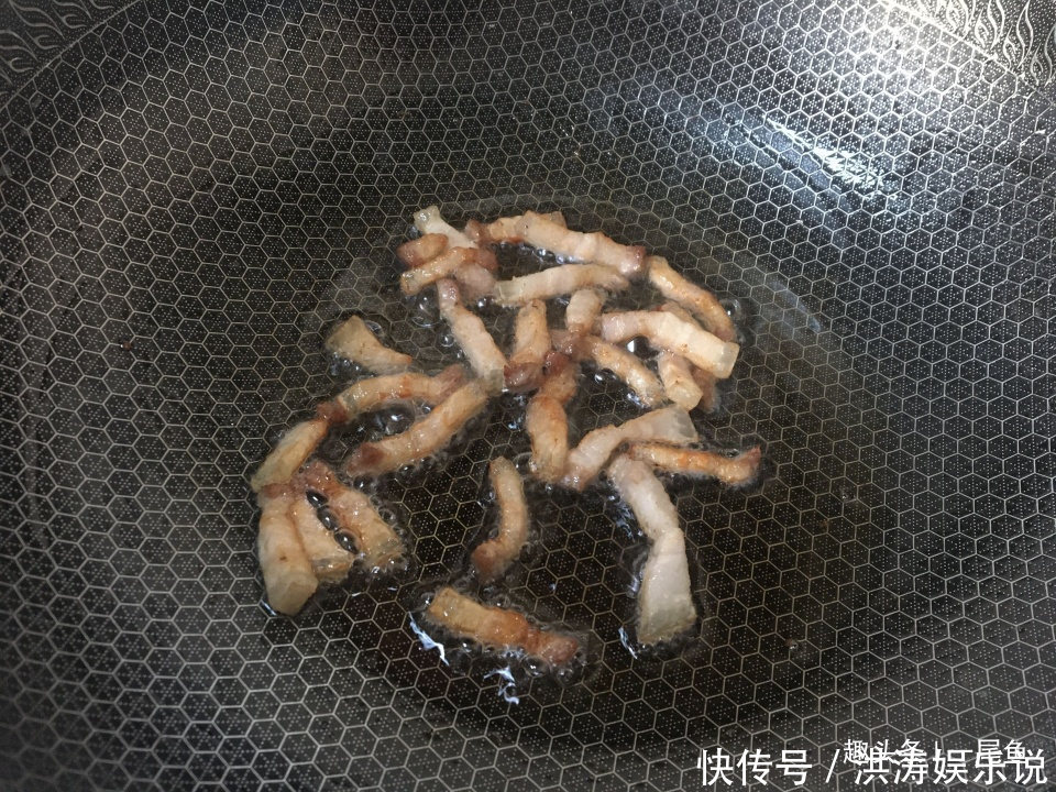 中薪|冬天吃白菜不如吃此菜，二块钱一斤，杀菌消食，老人孩子要多吃