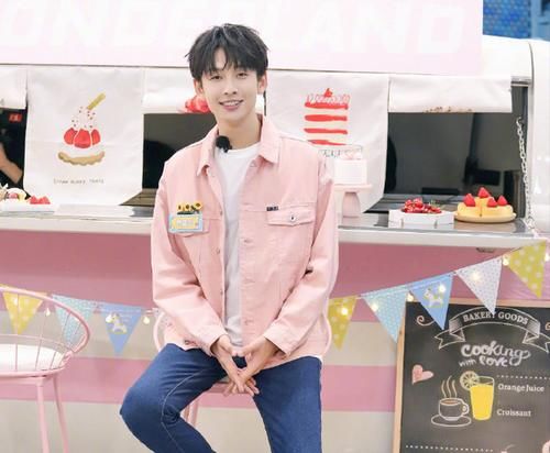 芒果|爆款综艺都有他，神级救场获好评，芒果主持人齐思钧被寄予厚望