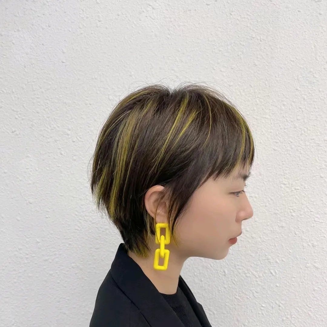 波波头 现在发型原来流行这样剪,全头卷波波头小豁牙刘海,款款都心动