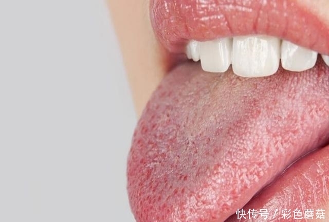男人|肾好的男人,嘴巴有2个“表现”,多喝这种水,悄悄把肾“补满”