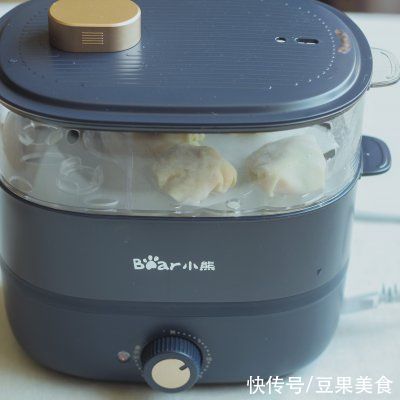 胡萝卜丝|想要滋补养颜补气血，一定要喝一碗蒸菜减脂团子