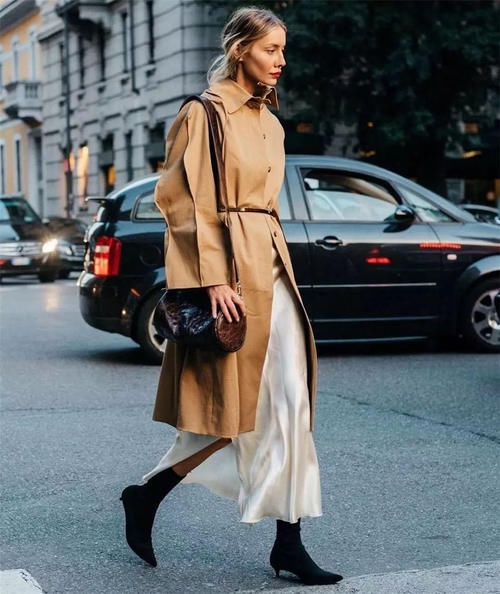大衣“廉价感”的3种常见穿法，很low很掉档次，你这样穿了吗