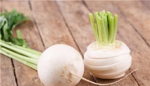 春天免疫力差，堅持吃的食物，嫩膚排毒，活血益氣，吃了更年輕