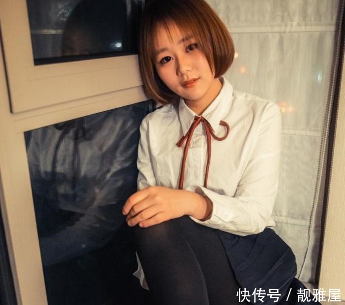 撩人|短发美女长腿配黑丝,性感撩人!