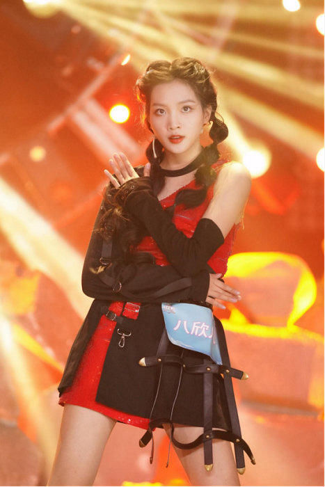 《水晶晶女孩》收官，八欣儿“没有遗憾，继续前行”