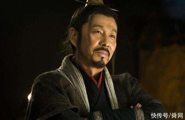 上联:纵横天下，老子本姓李，一语双关，这对下联很有难度啊