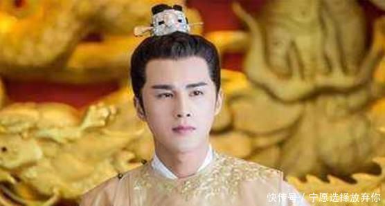 皇上|皇帝大病初愈,就急召百官上朝,宰相故意晚到,皇帝还称赞做得好!