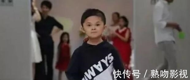 几年间|“小马云”范小勤：被公司“退货”不识百元钞，他远比你想象的惨