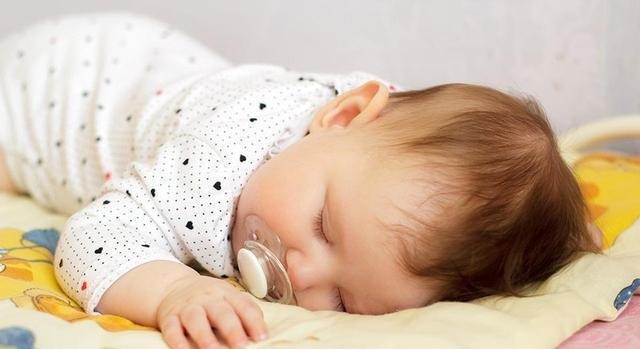 犯错误|孩子被妈妈打了之后,为什么哭一会儿就睡着了?原因让人揪心