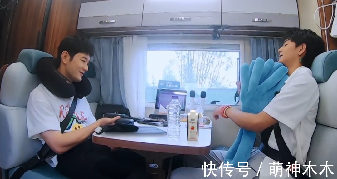 檀健次|《中餐廳5》差評如潮，寧靜試圖造梗搞話題，黃曉明干脆直接放棄