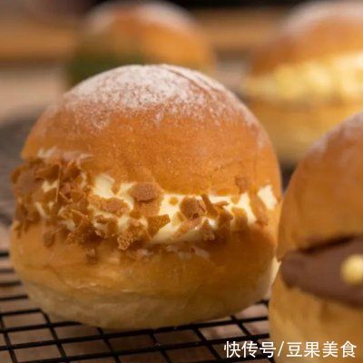口感|蓬松爆浆！口感绝对惊艳的日式冰奶酪面包