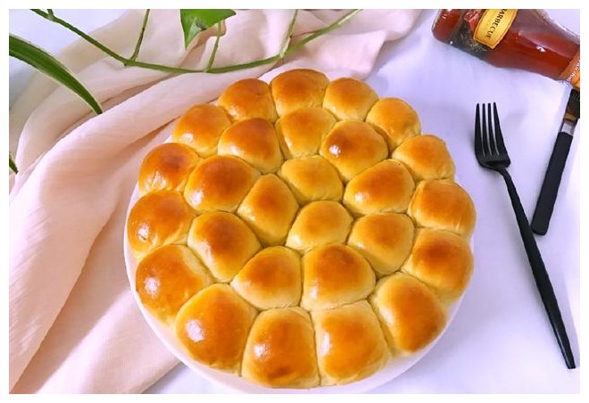 这个面包做法太简单了,不用整形,滚圆就好,放上3天也不硬