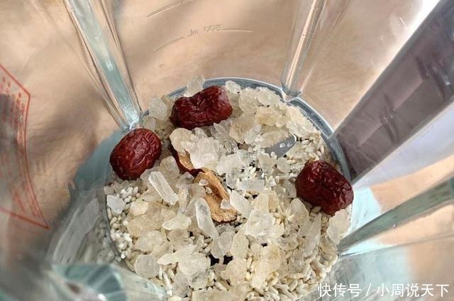 蛋白质是豆浆的4倍,每天喝1碗,清肠道还补血,头发乌黑更年轻