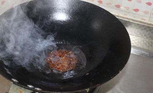 怎样炒糖色才不老、不嫩、不甜、不苦又能上色？