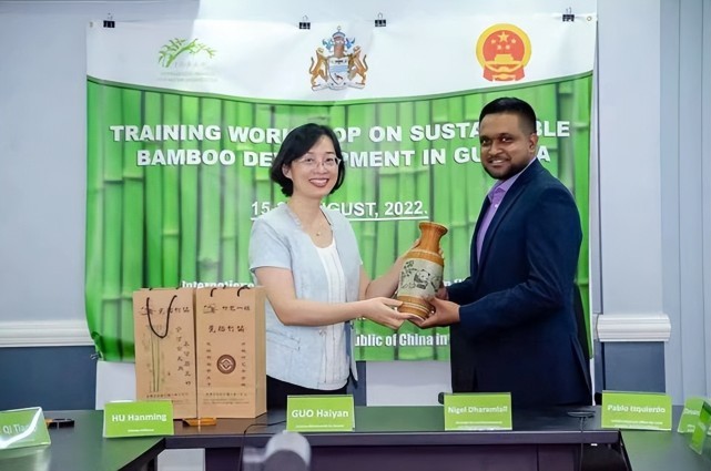 t01ab13b31d2123ed9b.jpg?size=641x425