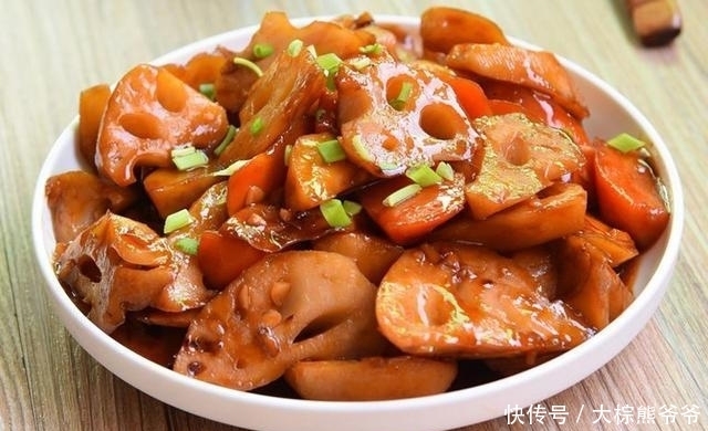 皮冻|美食推荐:豉椒鸡丁、蜜汁低脂鸡胸肉、麻辣水晶皮冻、糖醋莲藕