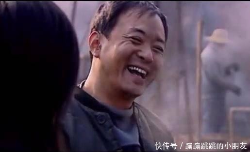 天道欧阳雪说退股的时候,丁元英两次微笑一皱眉有什么玄机