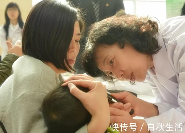 虫子|孙子吵吵耳朵疼,奶奶扒开孩子耳朵一看,里面的情形很恐怖